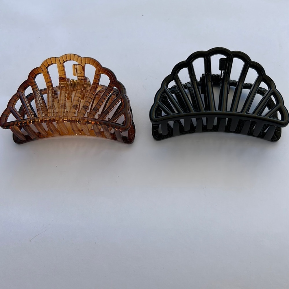 Hair Claw Clips medium set of 2 brown and black
